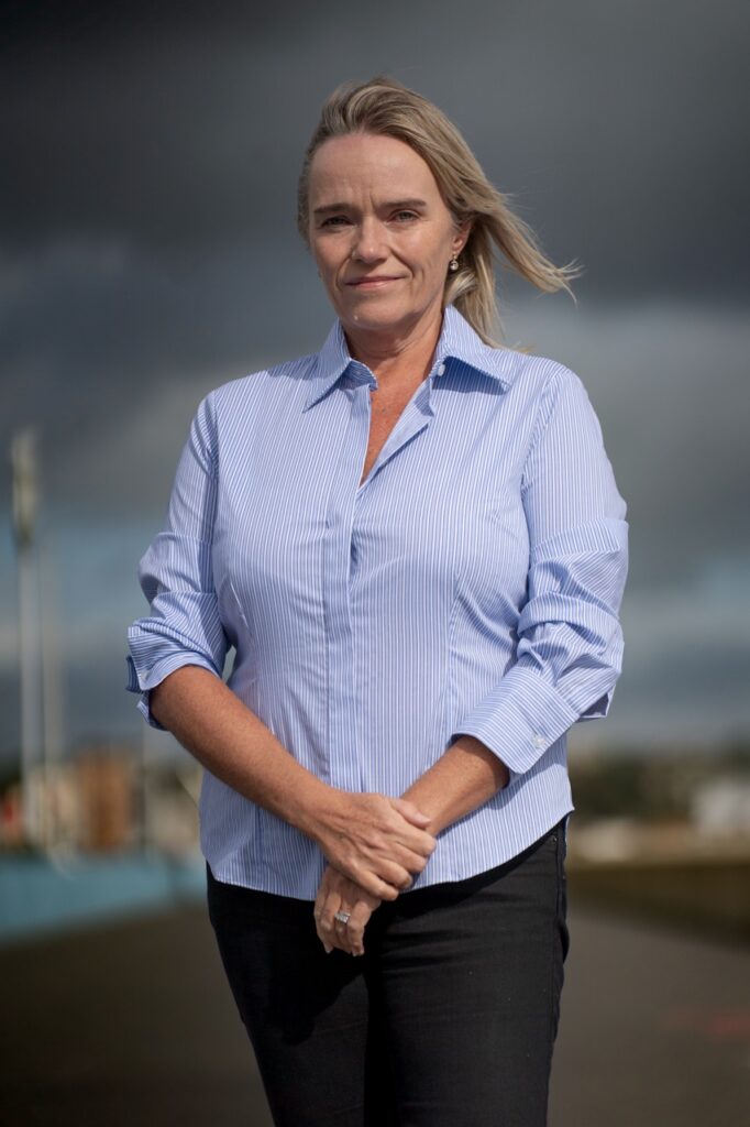 Sandie Peggie (c) Iain Masterton